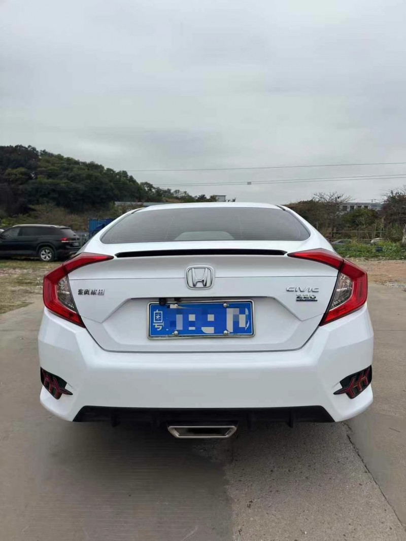 广州21年本田思域9