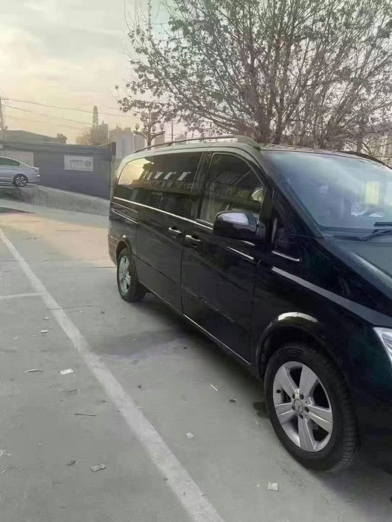 徐州14年奔驰威霆2