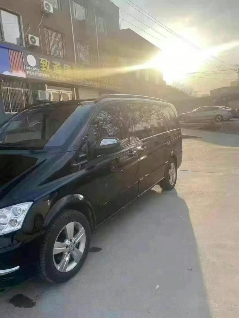 徐州14年奔驰威霆3