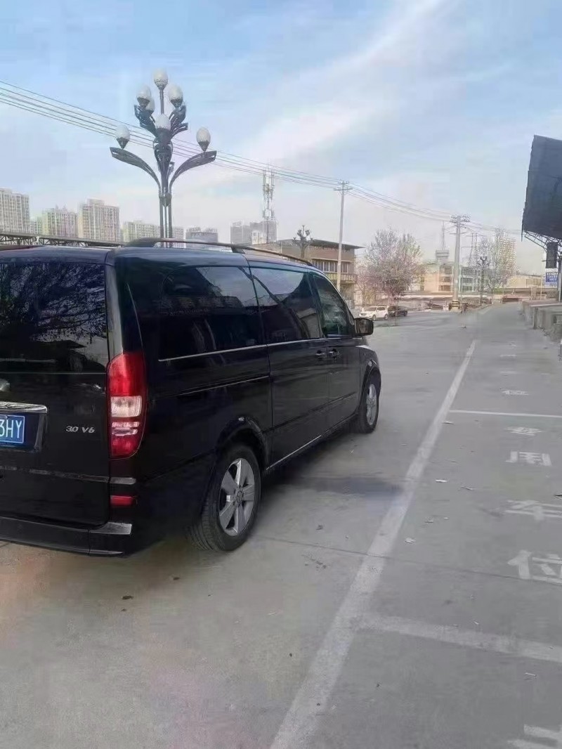 徐州14年奔驰威霆7