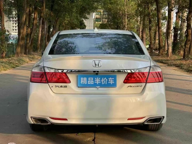 东莞16年本田雅阁9