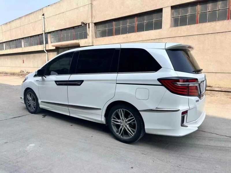 济宁20年本田艾力绅6