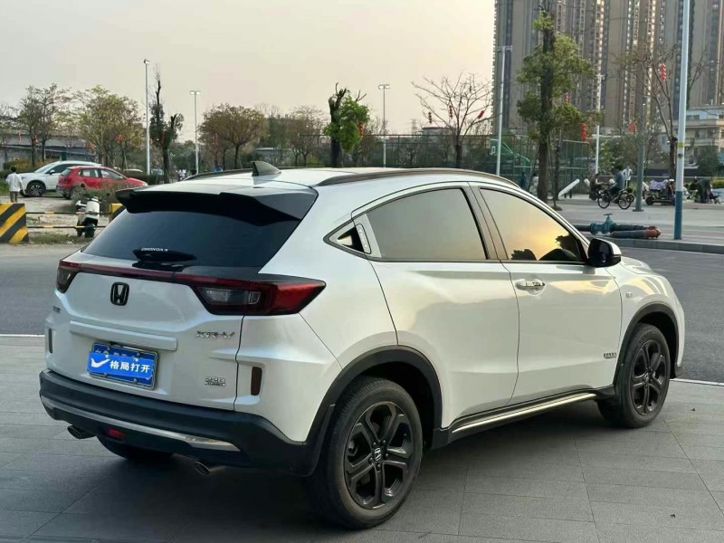东莞22年本田XRV8