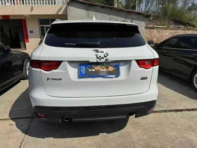 張家界17年捷豹F-PACE6