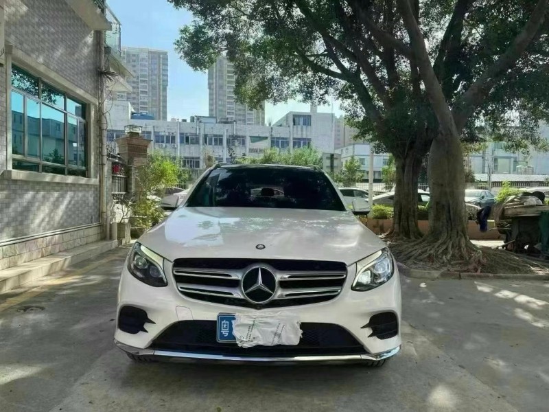 广州17年奔驰GLC1