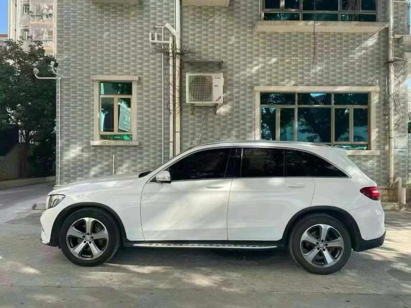 广州17年奔驰GLC8
