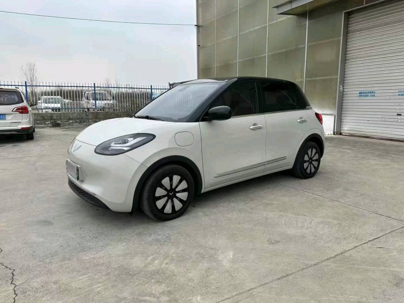 徐州23年五菱汽車繽果2