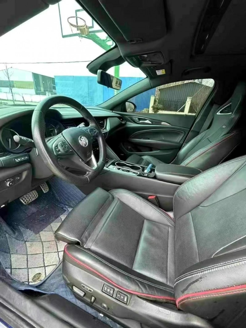 徐州21年别克君威8