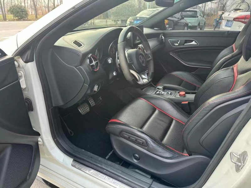 徐州17年奔驰AMG4