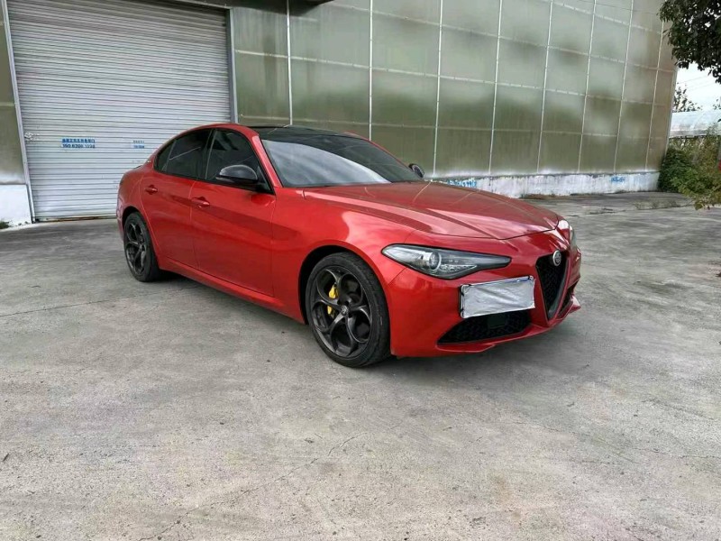 徐州20年阿尔法·罗密欧Giulia2