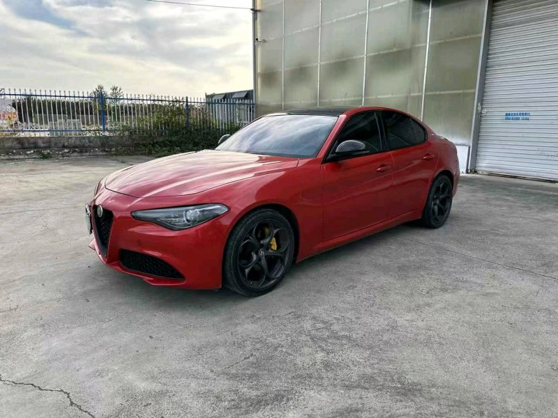 徐州20年阿尔法·罗密欧Giulia3