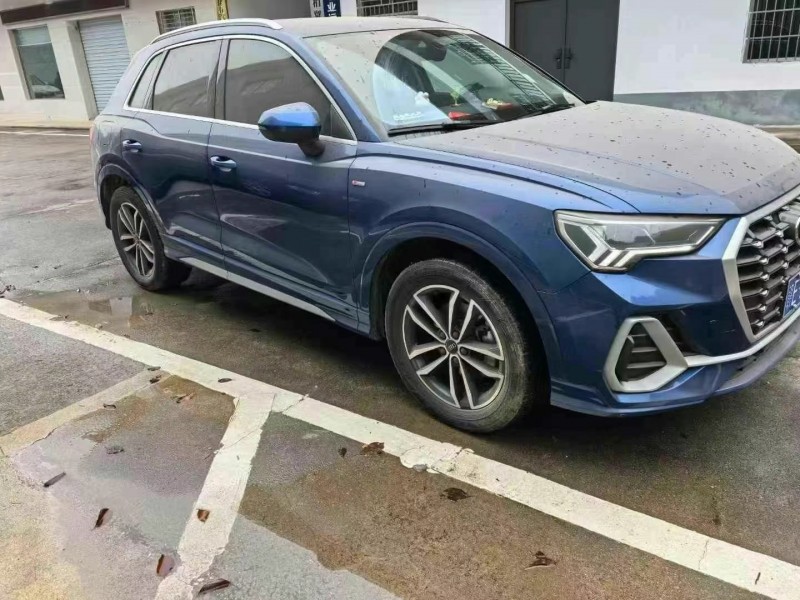 广州22年奥迪Q33