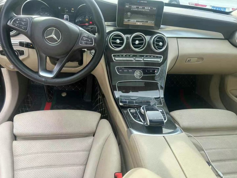 济宁18年奔驰C4