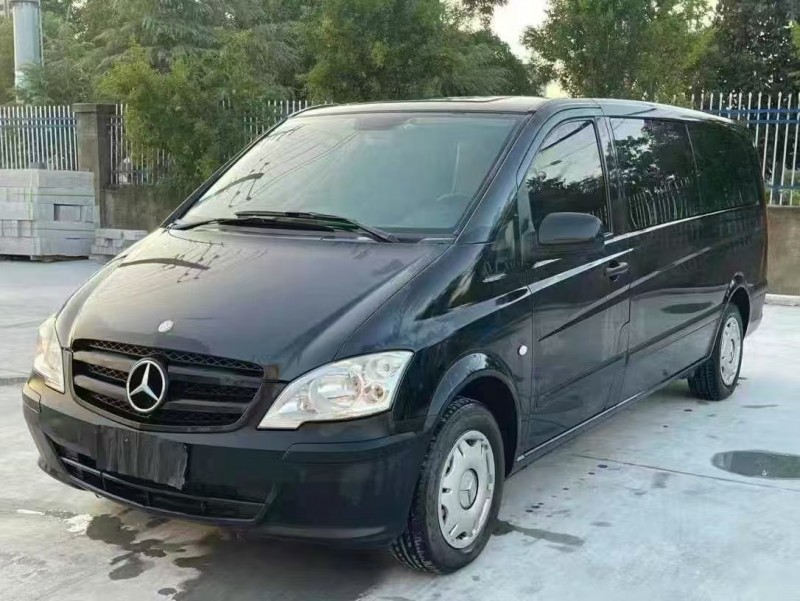 徐州12年奔驰威霆2