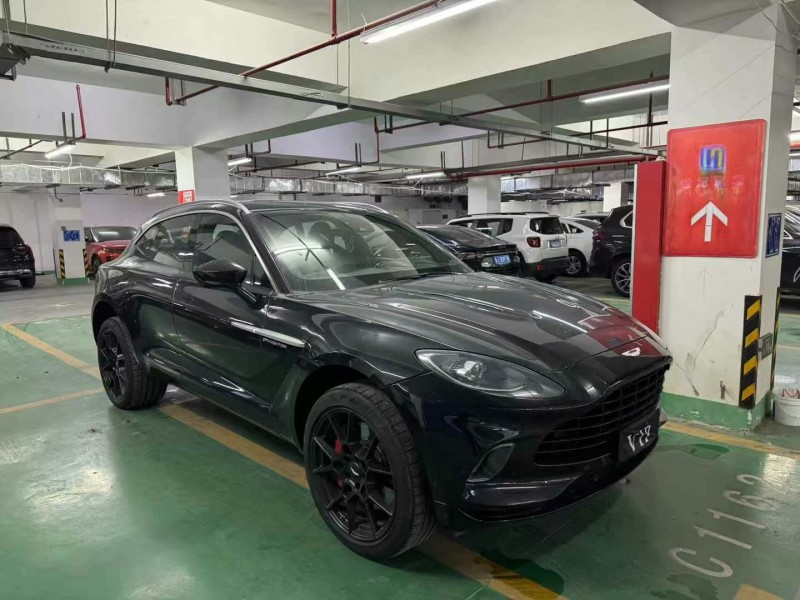 徐州22年阿斯顿·马丁DBX2