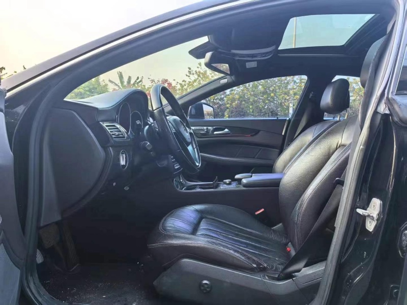 广州13年奔驰CLS5