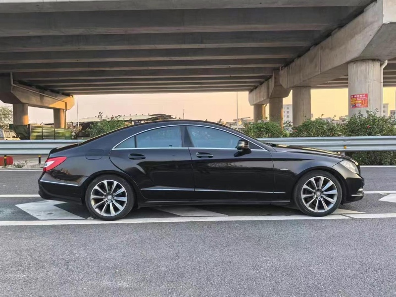 广州13年奔驰CLS7