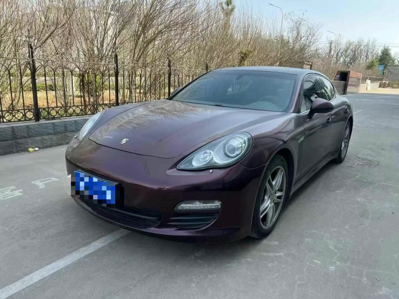 臨沂12年保時捷帕拉梅拉3