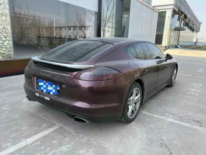 臨沂12年保時捷帕拉梅拉8