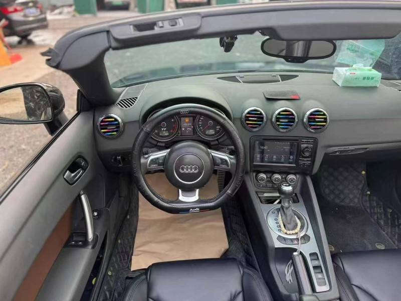 广州13年奥迪TT6