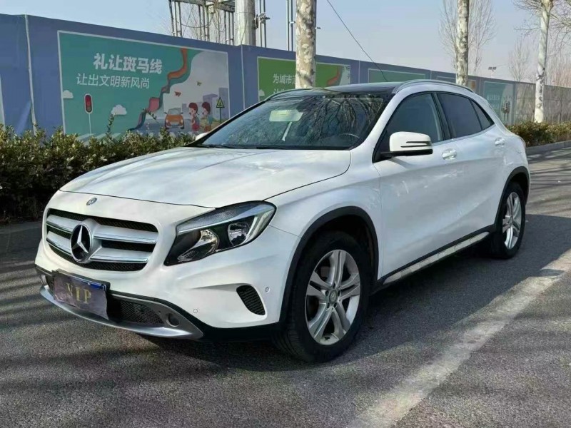 广州16年奔驰GLA2
