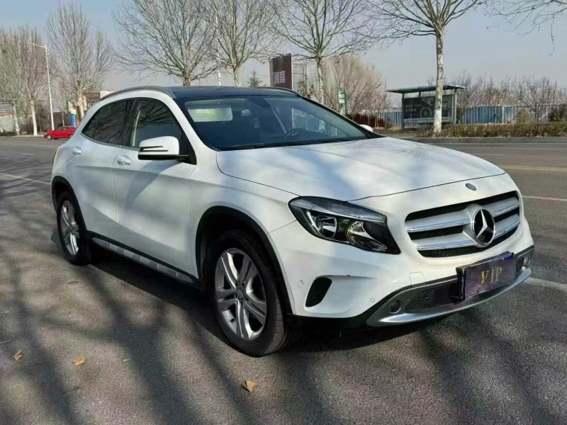 广州16年奔驰GLA5