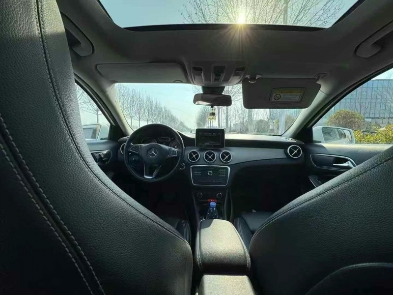 广州16年奔驰GLA6