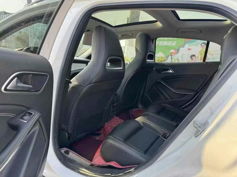 广州16年奔驰GLA7