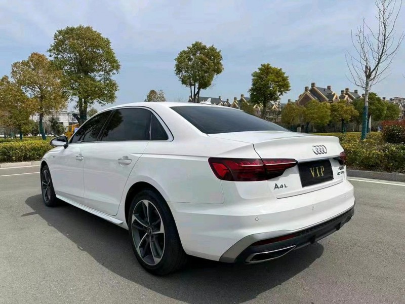 徐州23年奥迪A4L8