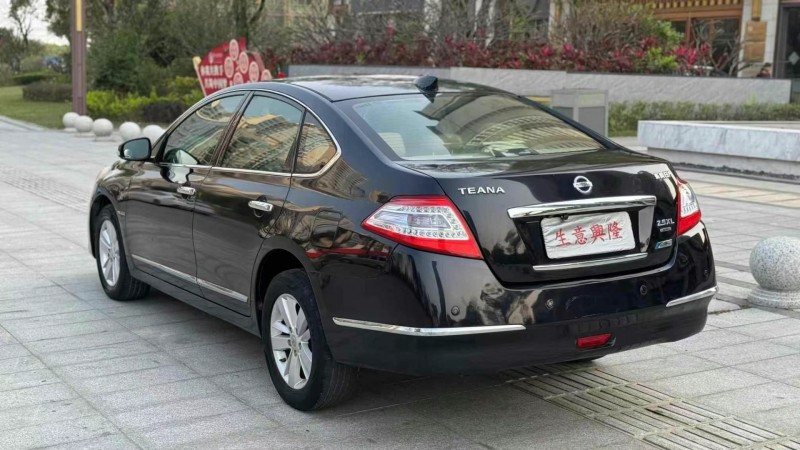 廣州12年日產天籟7