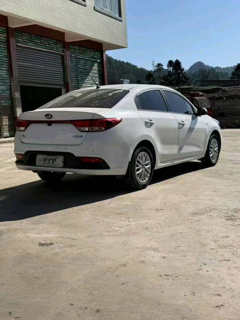 貴陽18年起亞K28