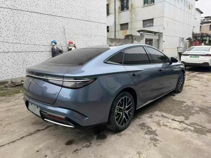 衢州23年比亞迪海豹8