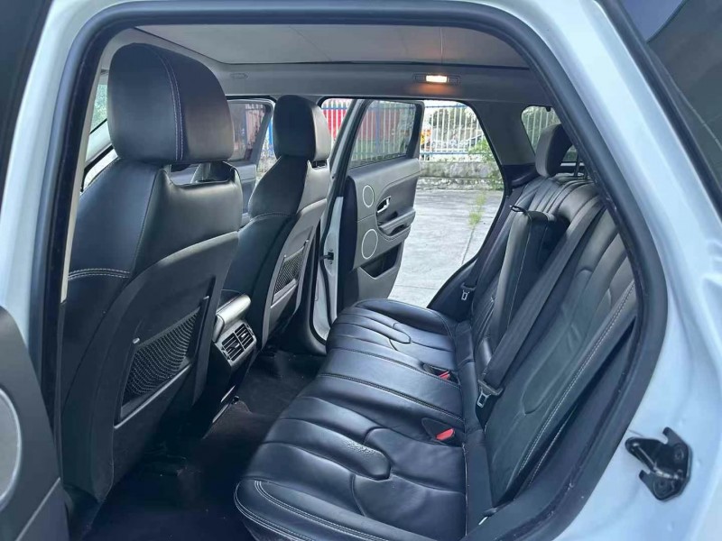 徐州13年路虎极光7