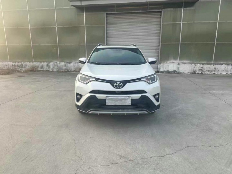 徐州18年丰田RAV41