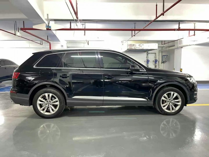 广州18年奥迪Q77