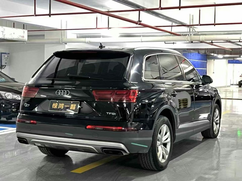 广州18年奥迪Q78