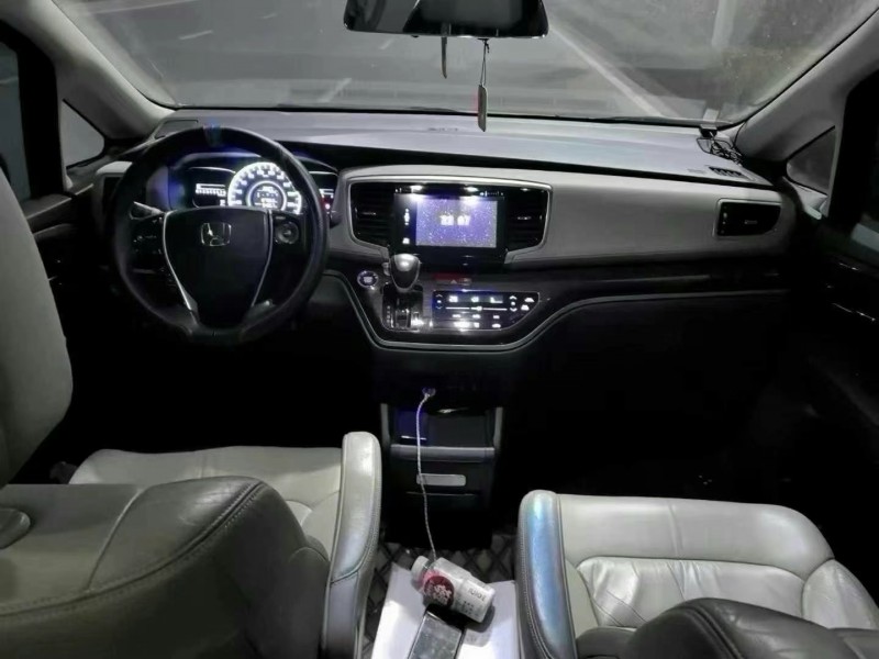 济宁14年本田奥德赛5