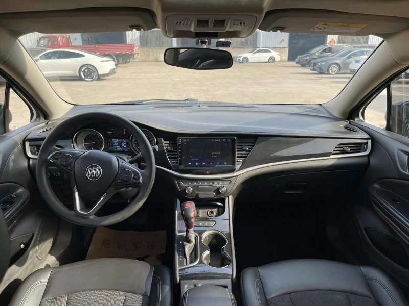 徐州17年别克威朗5