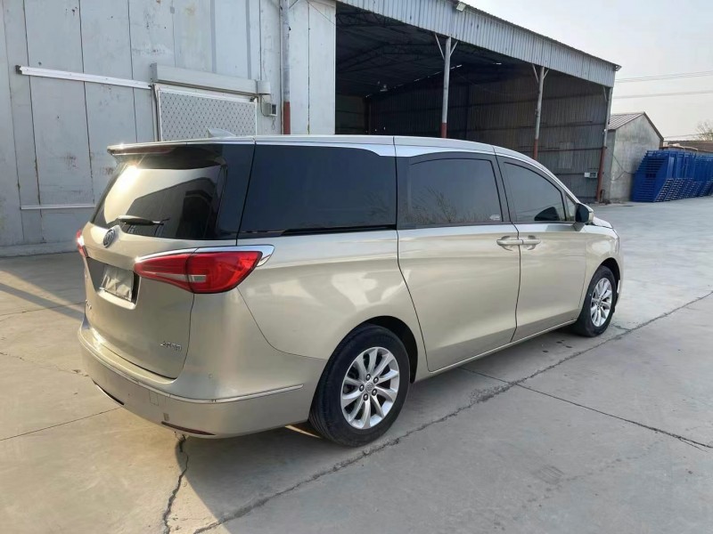 徐州17年别克GL88