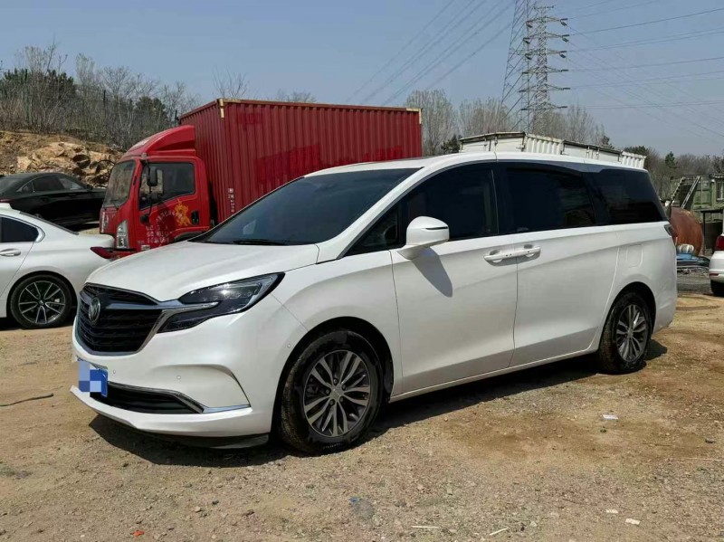 济宁20年别克GL82