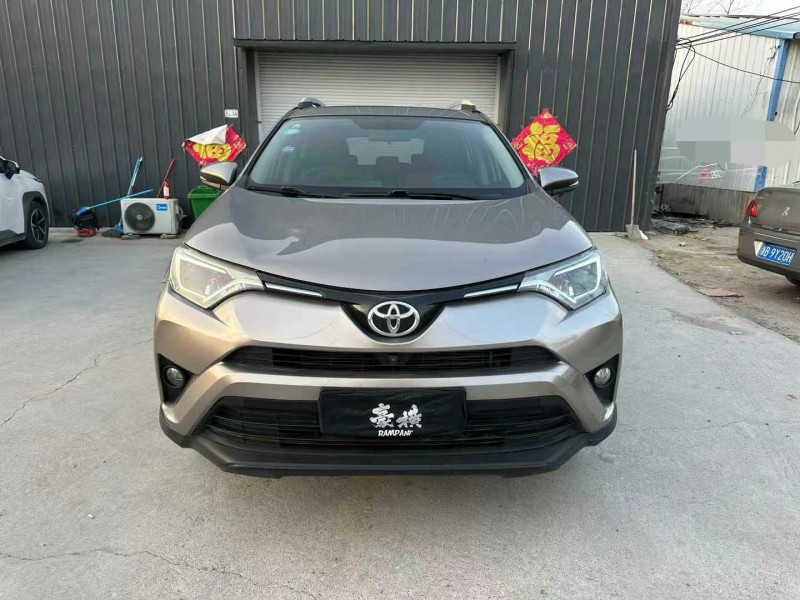 徐州17年丰田RAV4荣放1