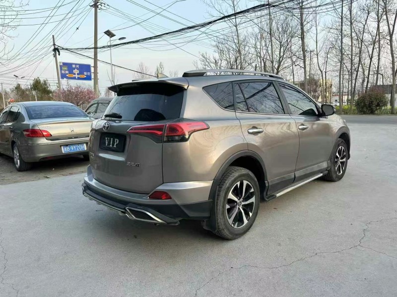 徐州17年丰田RAV4荣放2