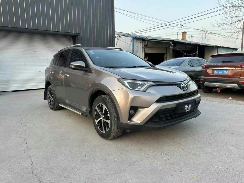 徐州17年丰田RAV4荣放5