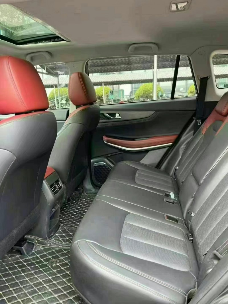 東莞22年長安汽車CS755