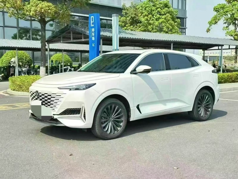 東莞22年長安汽車UNI3