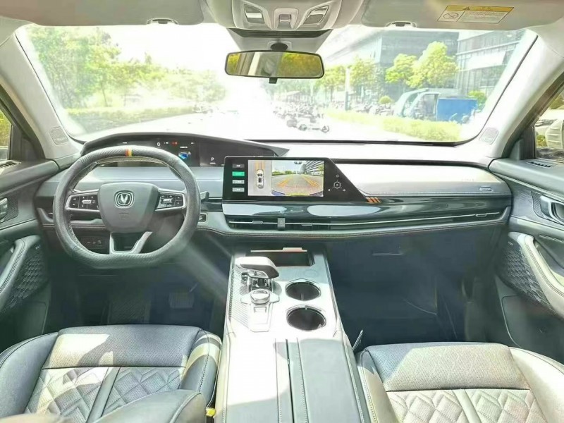 東莞22年長安汽車UNI5