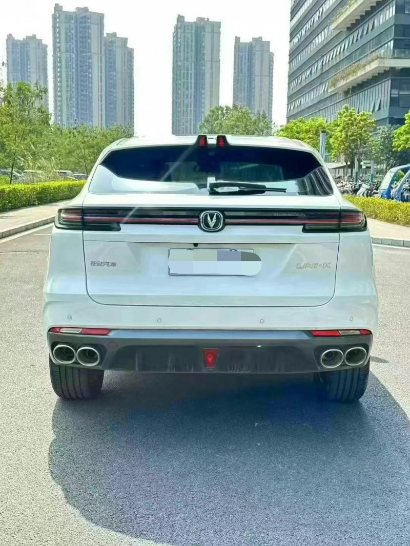 東莞22年長安汽車UNI9