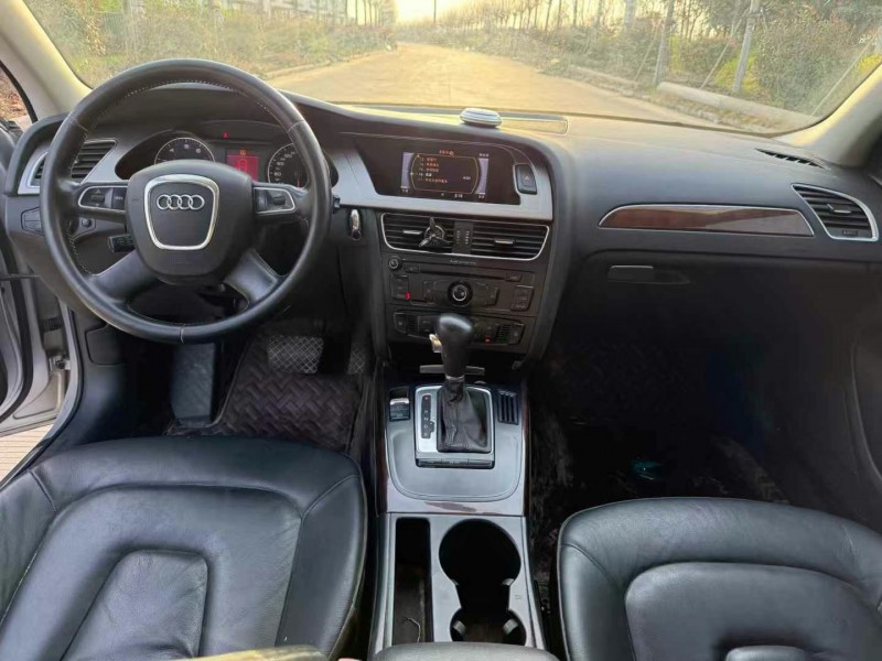 徐州12年奥迪A4L8