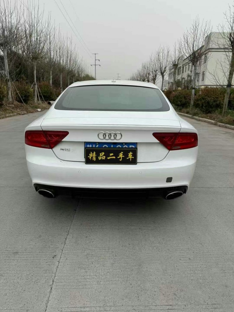 徐州13年奥迪A7L4