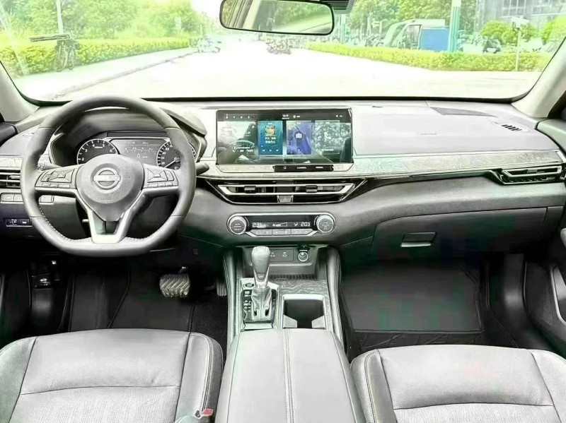 東莞23年日產天籟5